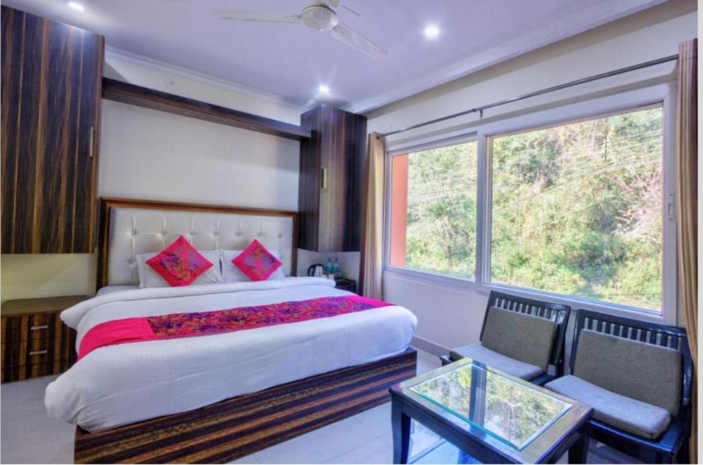 Hotel Bliss Valley Dharamshala - Beautiful View Of Mountains From Rooms Eksteriør billede